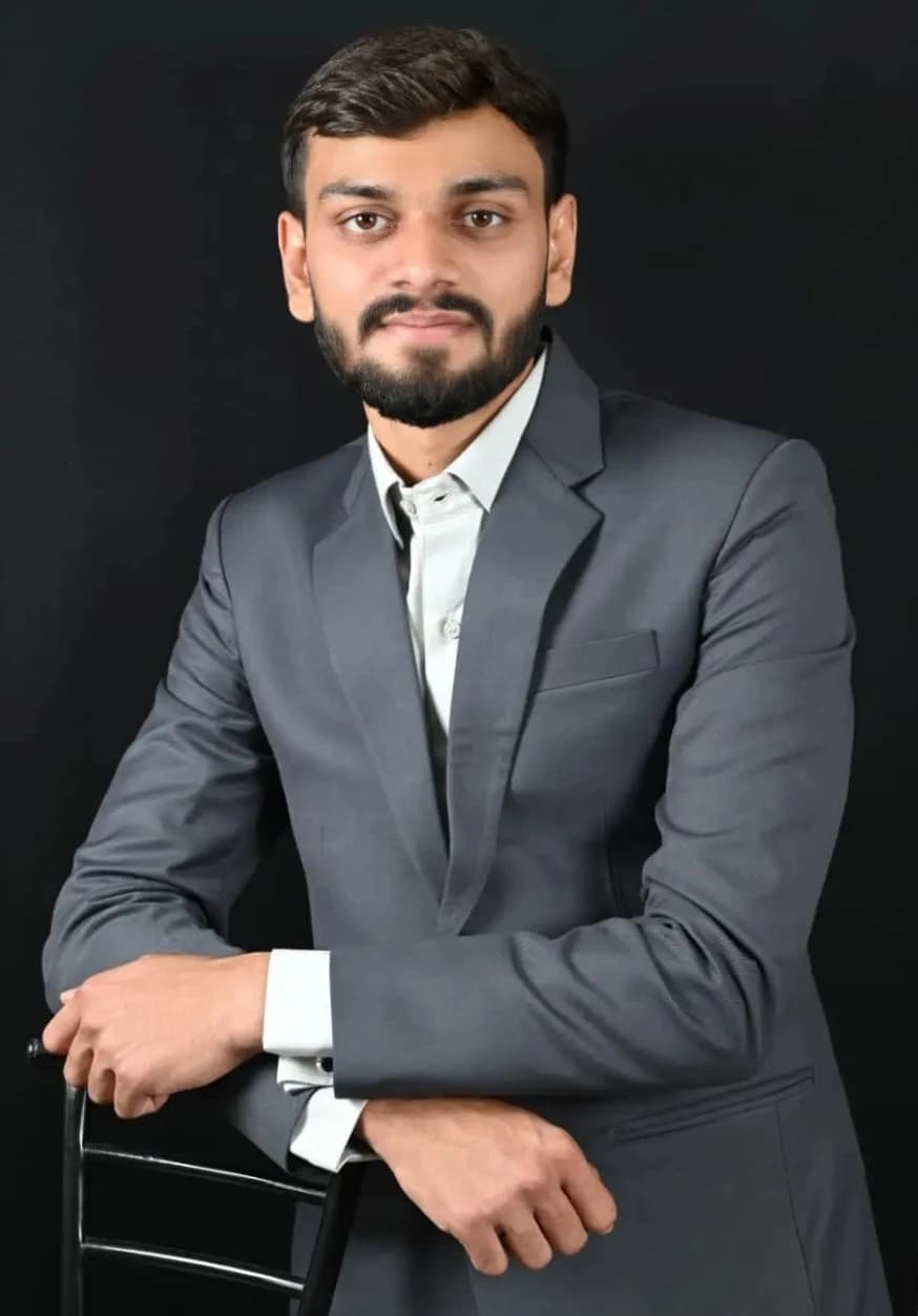 Yash Bhanderi